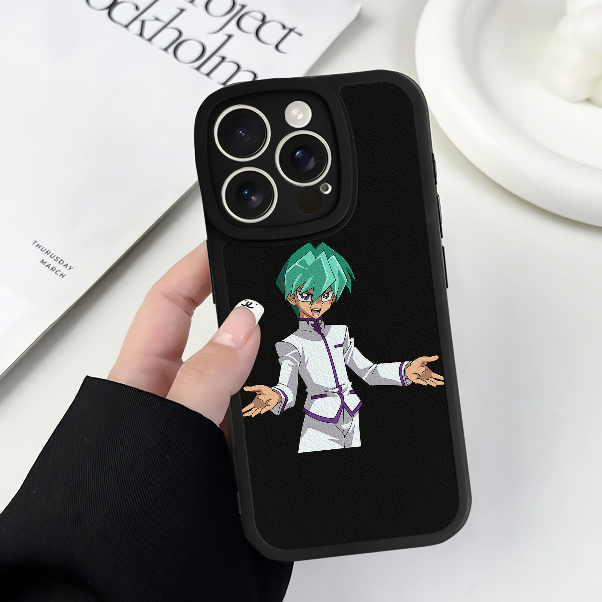 遊☆戯☆王 Yu-Gi-Oh! 【iPhone 16シリーズ対応】シリコンスマホケース（レザー調） 材質：シリコン